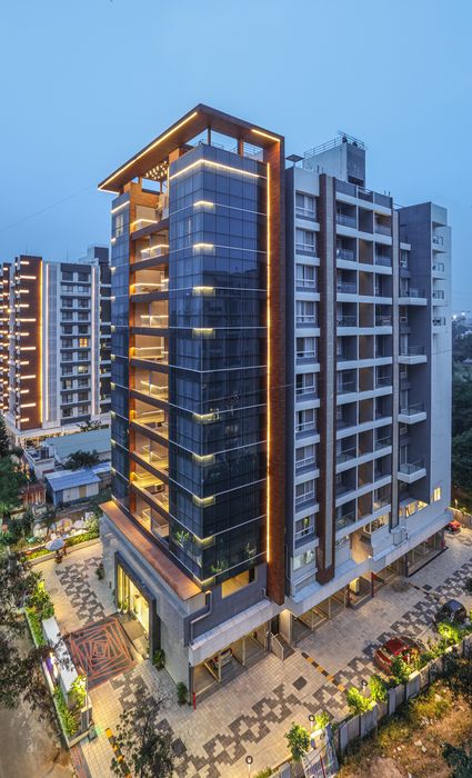 Architectural photograph by Capturekraft — vertical frame 14